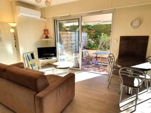 Studio climatisé avec parking, 4 pers, centre Sainte-Maxime - FR-1-780-61