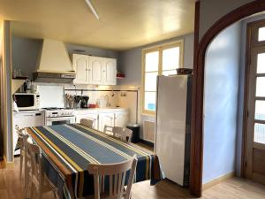 Maison à 350m plage avec jardin sud et WIFI à Trégastel - FR-1-368-437