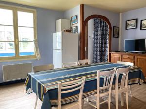 Maison à 350m plage avec jardin sud et WIFI à Trégastel - FR-1-368-437