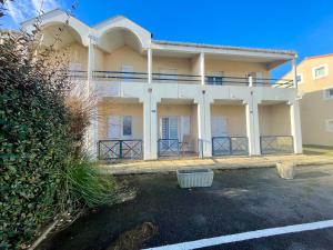 Appartements Appartement proche plage 3 pers, loggia, parking - FR-1-231-331 : photos des chambres