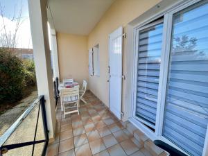 Appartements Appartement proche plage 3 pers, loggia, parking - FR-1-231-331 : photos des chambres