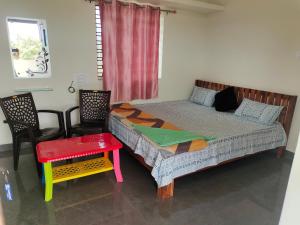 SHIVADIVYA Homestay Hampi