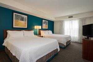 One-Bedroom Suite with Two Queen Beds and Sofa Bed room in Residence Inn by Marriott Charlotte Piper Glen