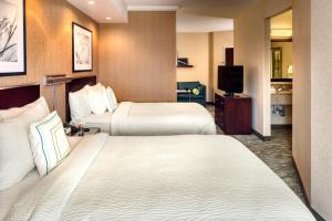 Queen Suite with Sofa Bed room in SpringHill Suites by Marriott Salt Lake City Downtown