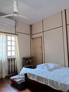 KaLong Bay Homestay Villa Melati Tepi Pantai