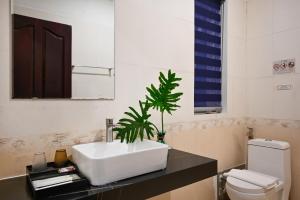 Trung Mai Hotel - Nguyễn Thái Bình