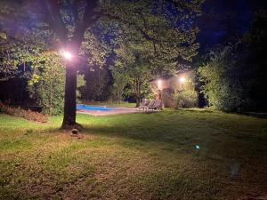 Maisons de vacances Magnifique longere en pierre du Lot Piscine Privee : photos des chambres