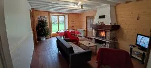 Grimont gîte au calme grand terrain circuit cascades du Hérisson - Bonlieu