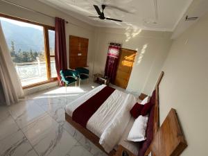 Himalayan Hill Top Resort