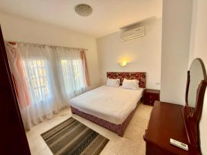 Stunning 2BR Apartment - Al Dora Resort, Hurghada