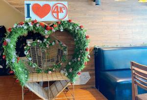 RedDoorz @ 4ks Pension House Bogo City Cebu