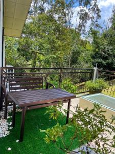 Mountain Lodge, Radiant Janda Baik