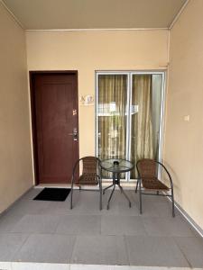 Monde Residence Block K number 17