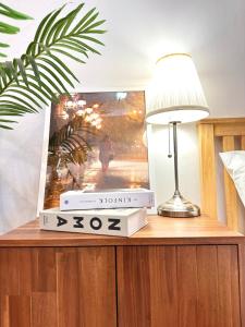 Spacious and Relaxing Duplex Hongik Stn 1min