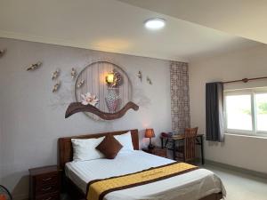 YOU - ME home near high - tech metro