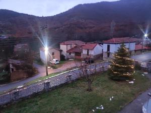 Σπιτοκαλυβάκι - Sweet home