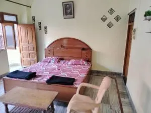 Shree ji Niwas - Mughal Sarāi