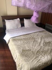 Comfortable two bedroom at Manza apartments