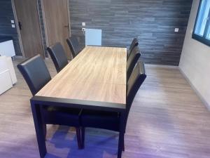 Appartements Duplexe Fenay 15 min de dijon : photos des chambres