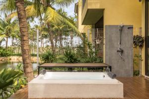 Chilling Hoi An APT BTW An Bang Beach and Ancient Town