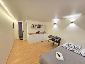 T3 Studio apartment