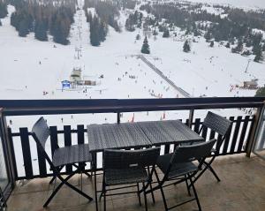 Studio sud 5 personnes superdevoluy pied des pistes