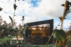 KOKONI K-BANES POSEES