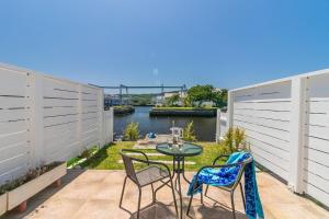 Stylish Canal Apartment