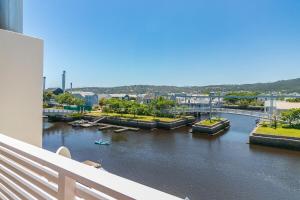 Stylish Canal Apartment