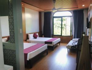 Riverside Plum Garden Villa