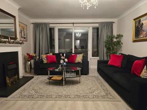Dublin - 3 Bedroom Cosy Home - Sleeps Max 7