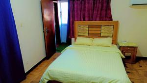 LA Luna Hotel DOWNTOWN