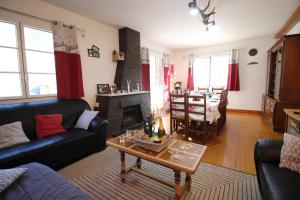 Maisons de vacances Le Gite 5 mn de Luchon - Jardin garage et parking : photos des chambres