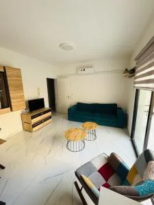 Brand new, Finikoudes area - Scala