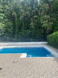 confortable casa con piscina privada