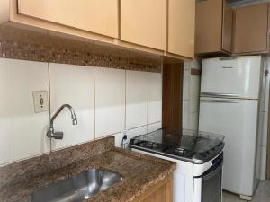 Apto 18 - Pé na areia, Santos