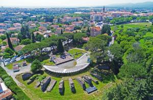 A 15 min de la plage, piscine, joli T2 Rénové