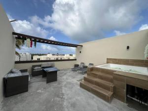 A solo 13 minutos Caminando a Playa, 2 Niveles de Apartamento 1 Habitacion con Jacuzzy Privado