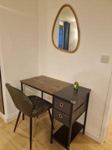 Modern 2 bedroom 2 Bathroom Flat, Free Parking in Woolwich