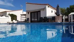 Exclusively located Golf Villa with heated pool - Atogo