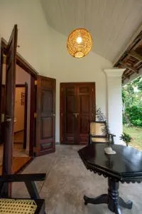 La Coline 1957 Ahangama - Andugoda