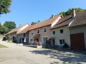 Maisons de vacances Gite du Tilleul : Maison de Vacances