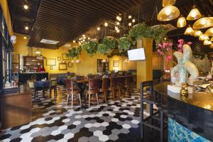 Maro Hotel & Apartment