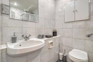 Central London 4Bed 3Bath Penthouse