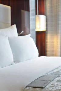 Hotels Le Meridien Paris Arc De Triomphe : photos des chambres