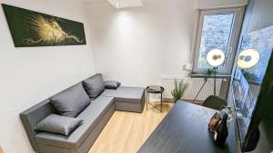 ALFA 4 Zimmer Apartment 8 Personen TV WIFI WM I 4BR 7Beds I 8 people I Kitchen l Bathroom