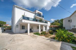 Apartment Sea Sponge