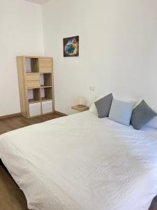 Hibiscus Central Apartment