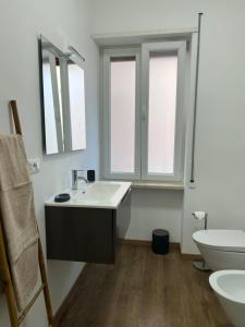 Hibiscus Central Apartment