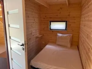 Chatka Raju - Występ